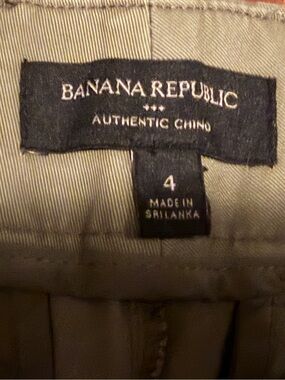 Banana Republic Olive Authentic Chino Pants